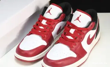 Black Toe Jordan 1  Low Retro Reverse 0423